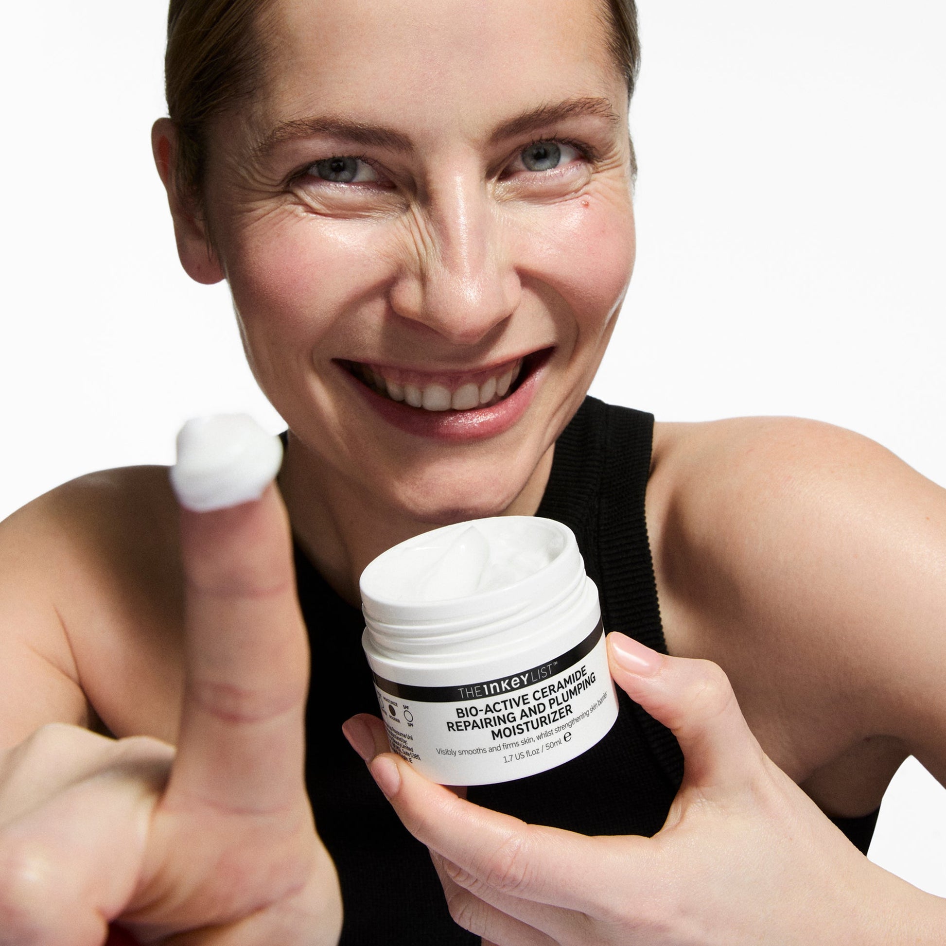 bio-active-ceramide-moisturizer-duo-o3 Bio-Active_Model_2000x2000_7b381857-d412-4a9c-beec-0c29b7cc157b.jpg