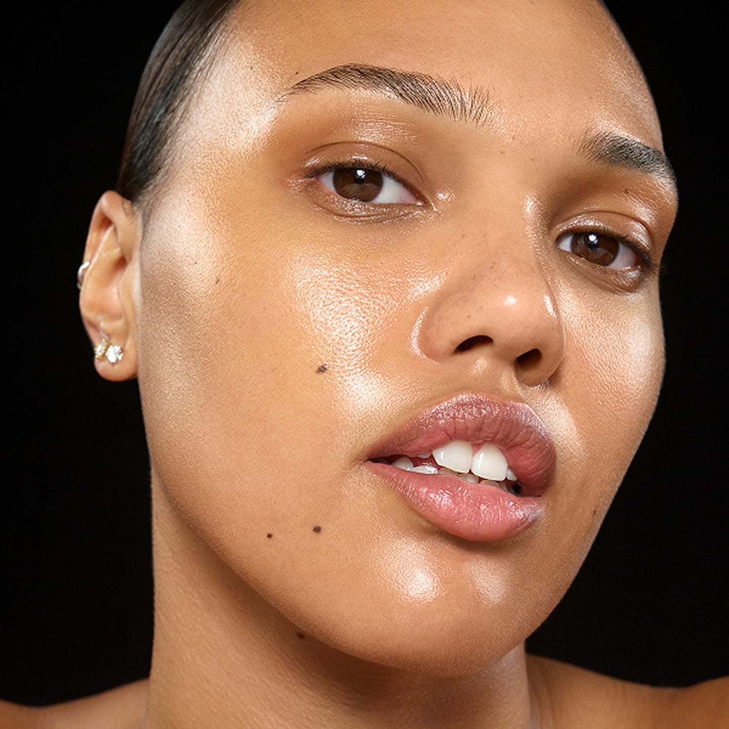 the-bestselling-intro-to-great-skin-q5 InsiderKit_UK_Model2_2000x2000_d49c66d7-afe9-44f8-93cf-038360f6f620.jpg