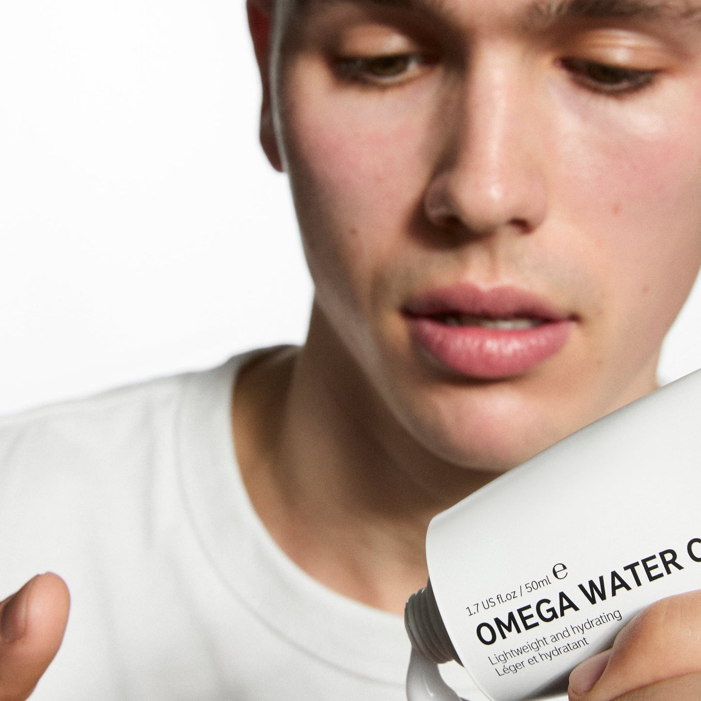 supersize-omega-water-cream-100ml-g6 Omega100_Model_2000x2000_62065fcd-8c1b-4831-aefc-6f05325600fd.jpg