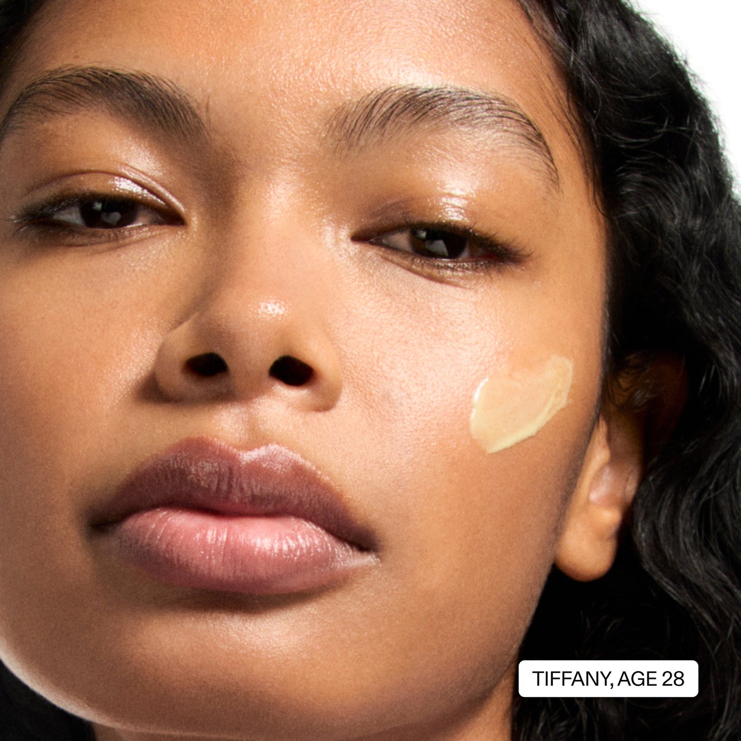 starter-retinol-serum-e6 StarterRetinol_Model2_2000x2000_fa44e5e2-09cd-4121-9780-08a9debd7d88.jpg