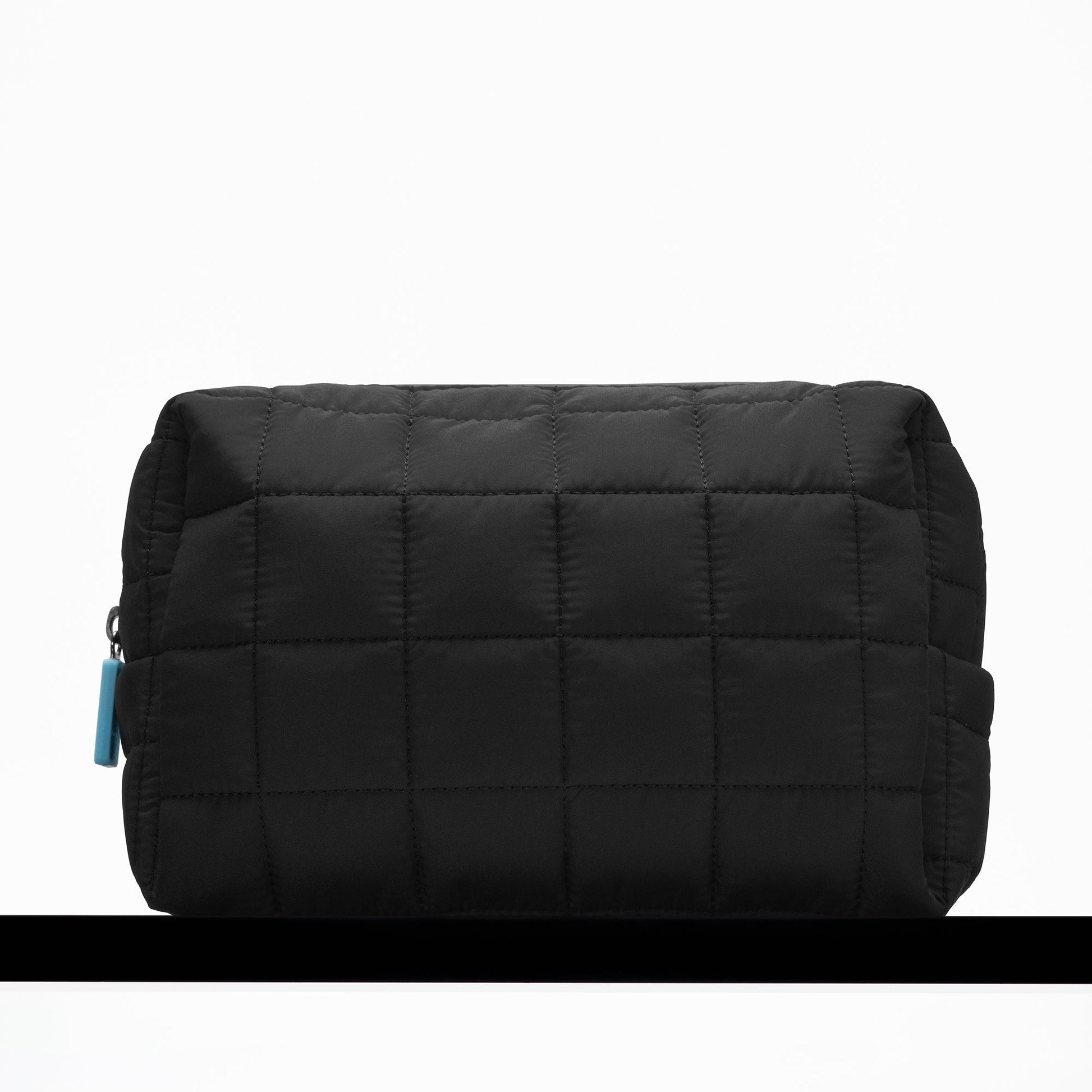 the-inkey-list-washbag-f6 washbag-hydration-04.jpg